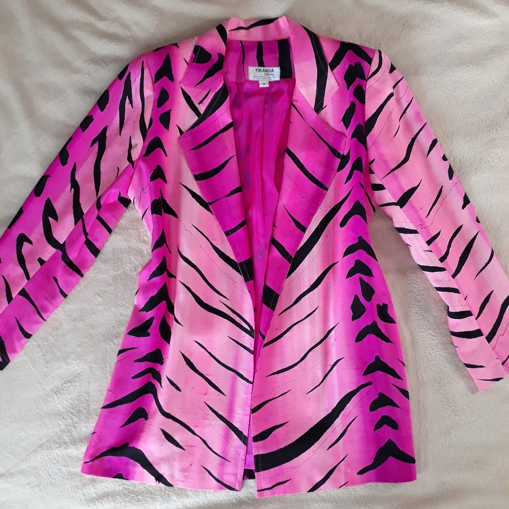 Yolanda Lorente Pink Zebra Print Statement Blazer